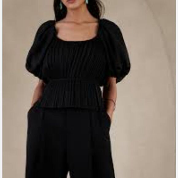 Banana republic Kali plated top - Picture 1 of 9